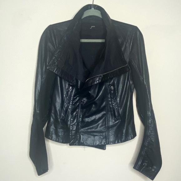 GENUINE LEATHER JACKET. JUNE BLACK from Bloomingdale’s - Picture 10 of 12